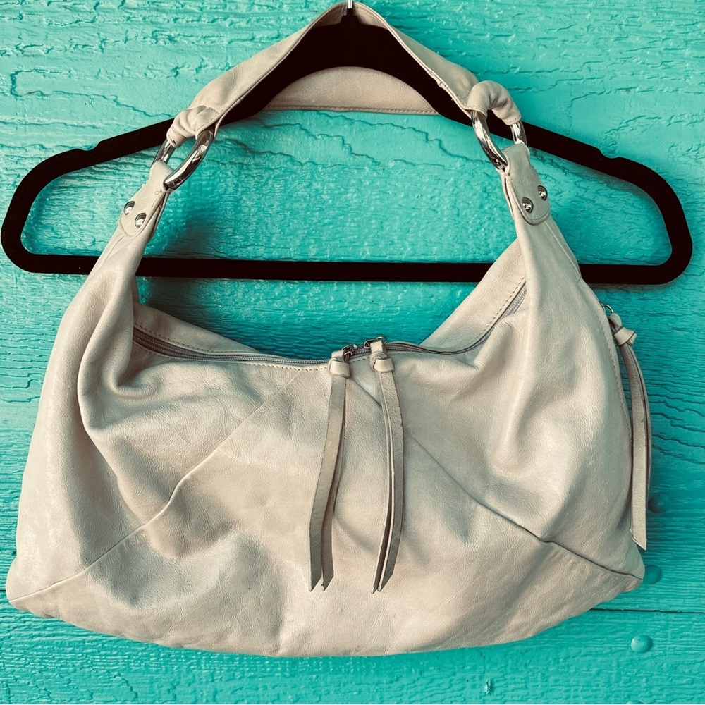 HOBO Classic Vintage Beautiful Ivory Bone Leather Everyday Hobo Shoulder Purse
